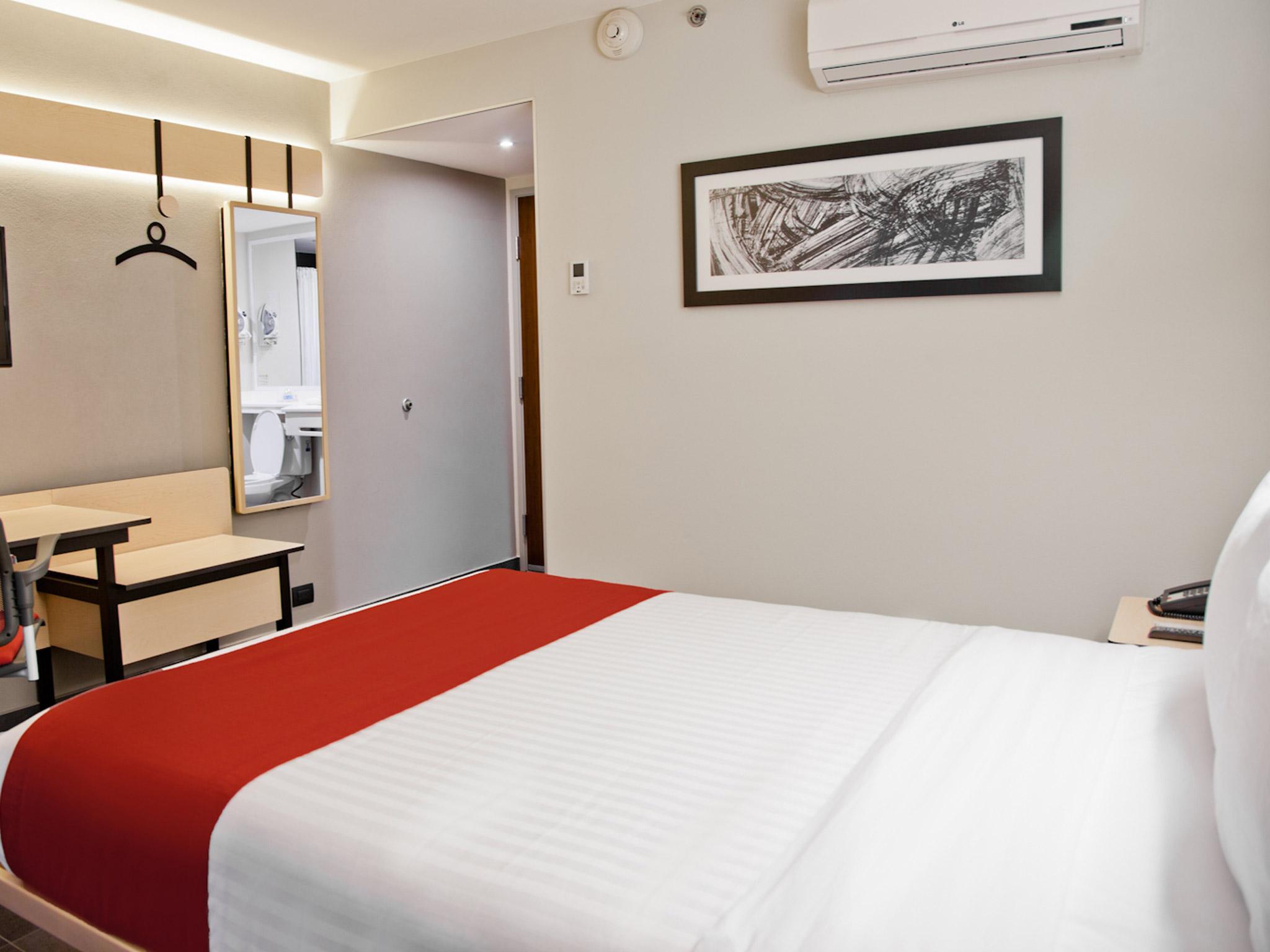 City Express By Marriott Tuxpan Tuxpan  Exterior photo