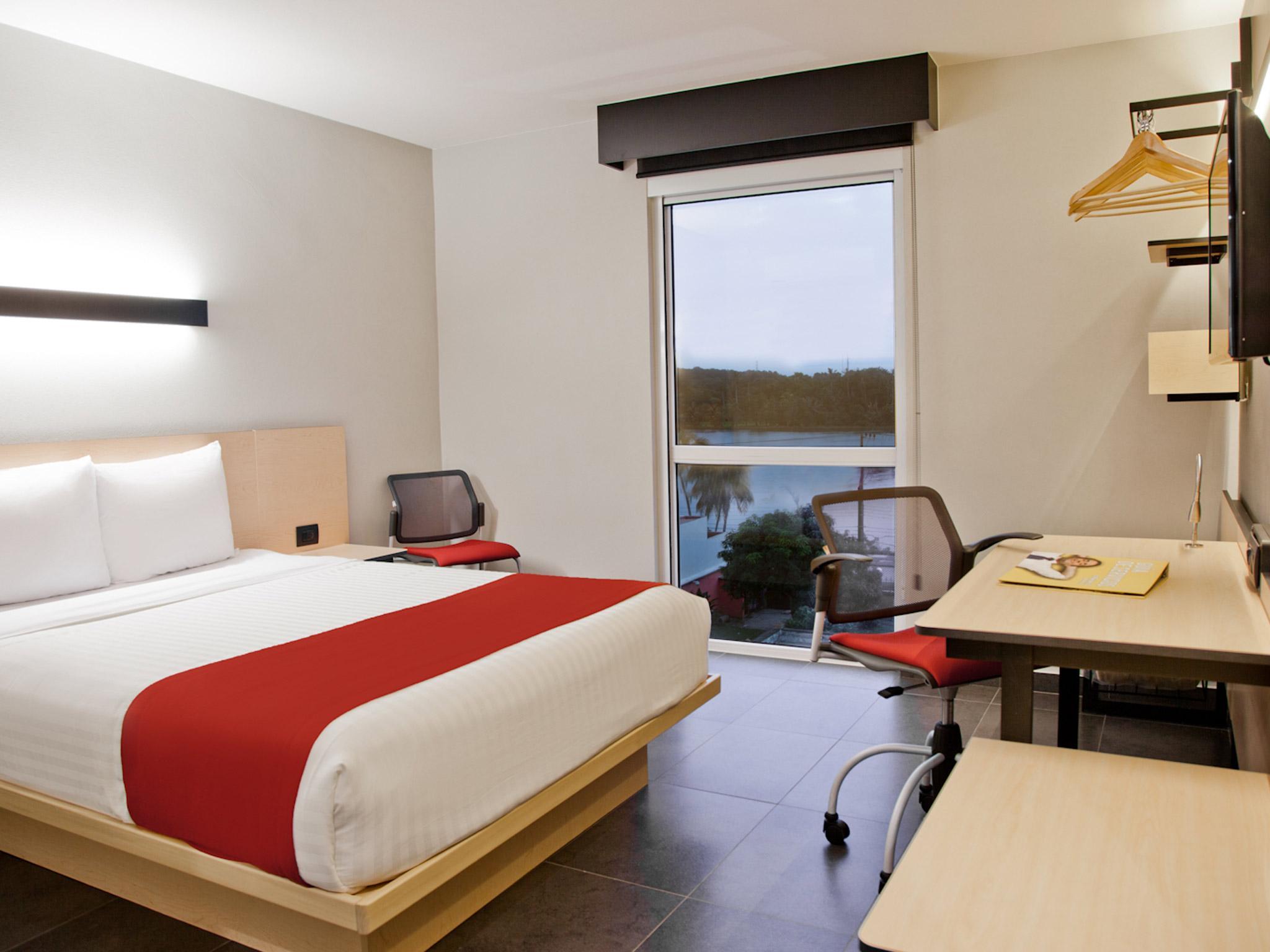 City Express By Marriott Tuxpan Tuxpan  Exterior photo