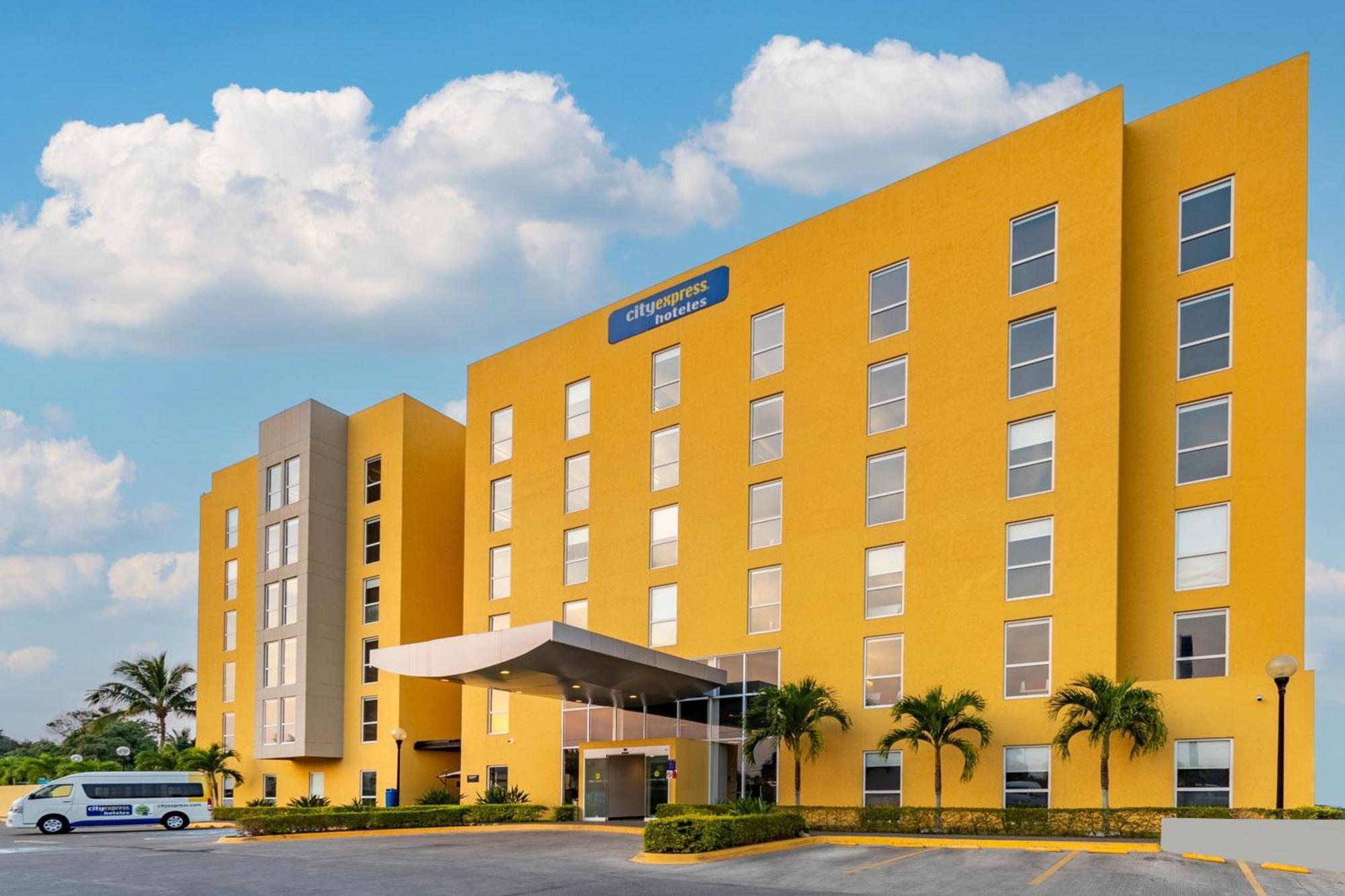 City Express By Marriott Tuxpan Tuxpan  Exterior photo
