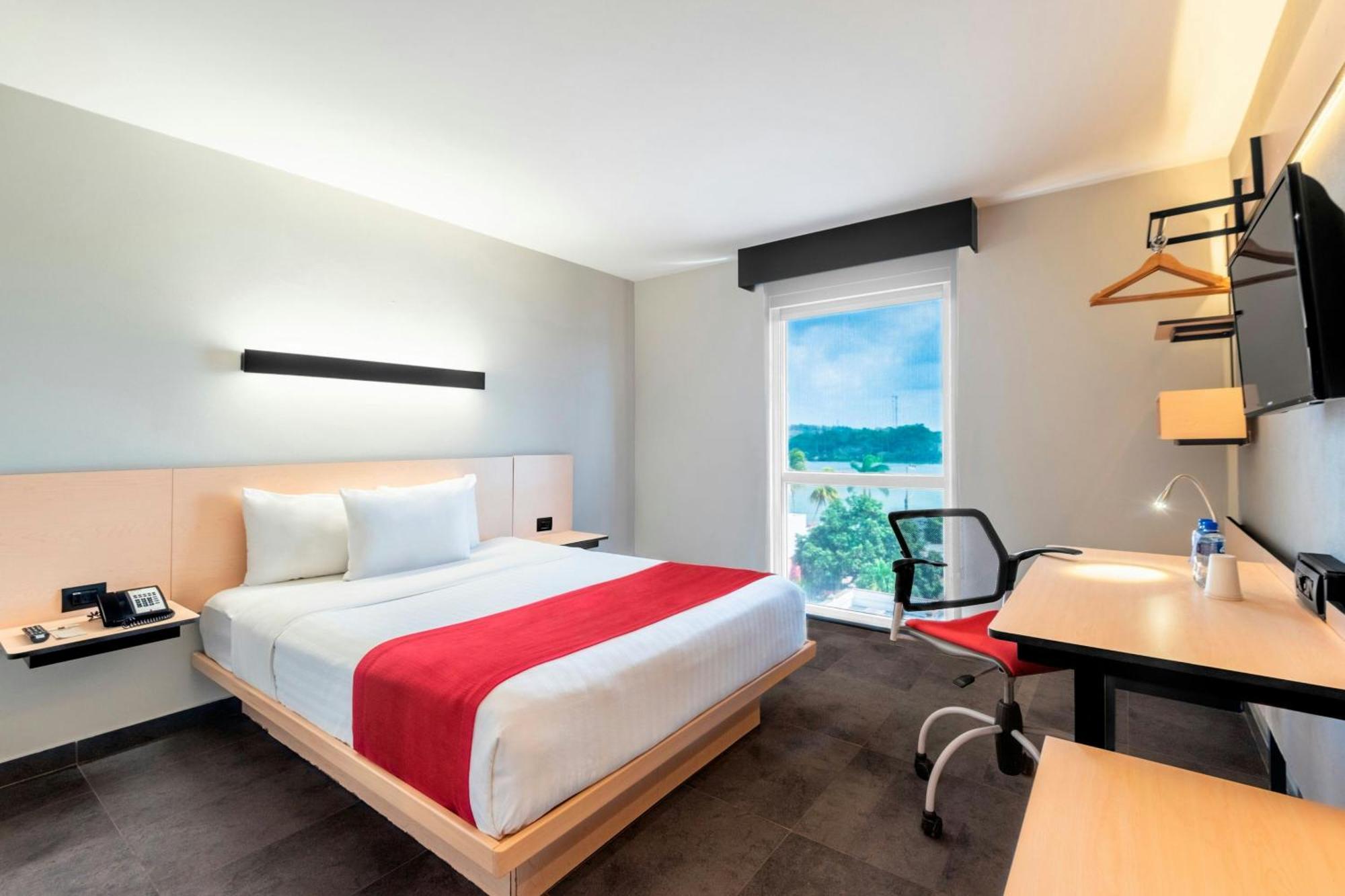 City Express By Marriott Tuxpan Tuxpan  Exterior photo