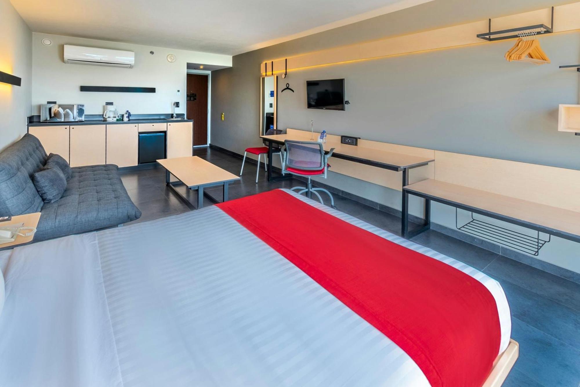 City Express By Marriott Tuxpan Tuxpan  Exterior photo